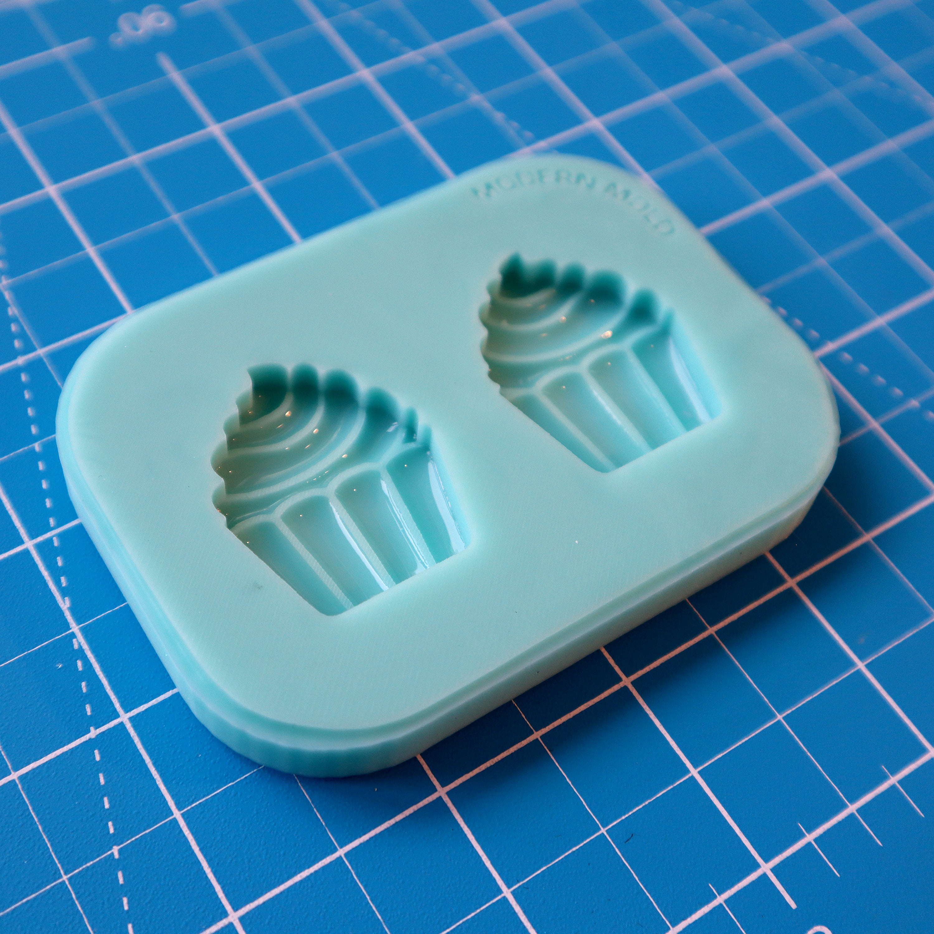 Large Cupcakes Mold